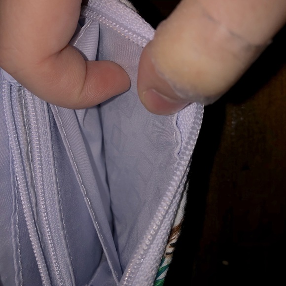 🔥NWT Vera Bradley Wallet in Winterland Pattern❄️ - Picture 4 of 6